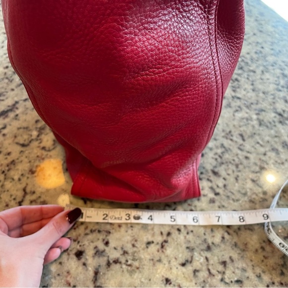 Gap 1969 Red Leather Tote Bag with crossbody strap - Picture 7 of 9